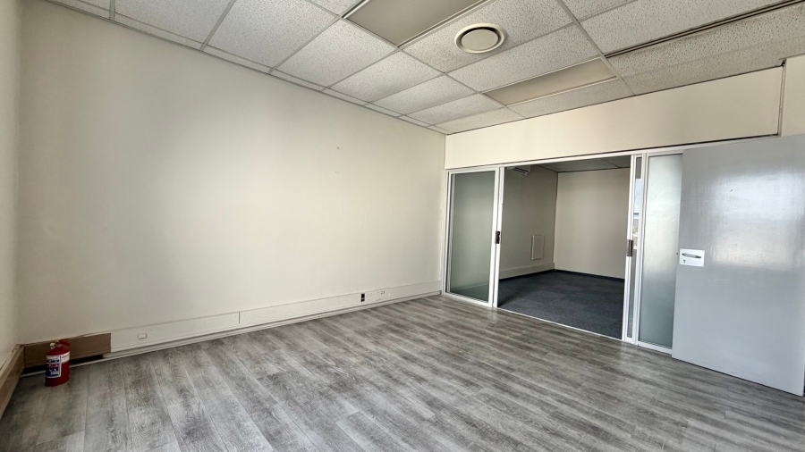 To Let Commercial Property for Rent in Somerset West Western Cape